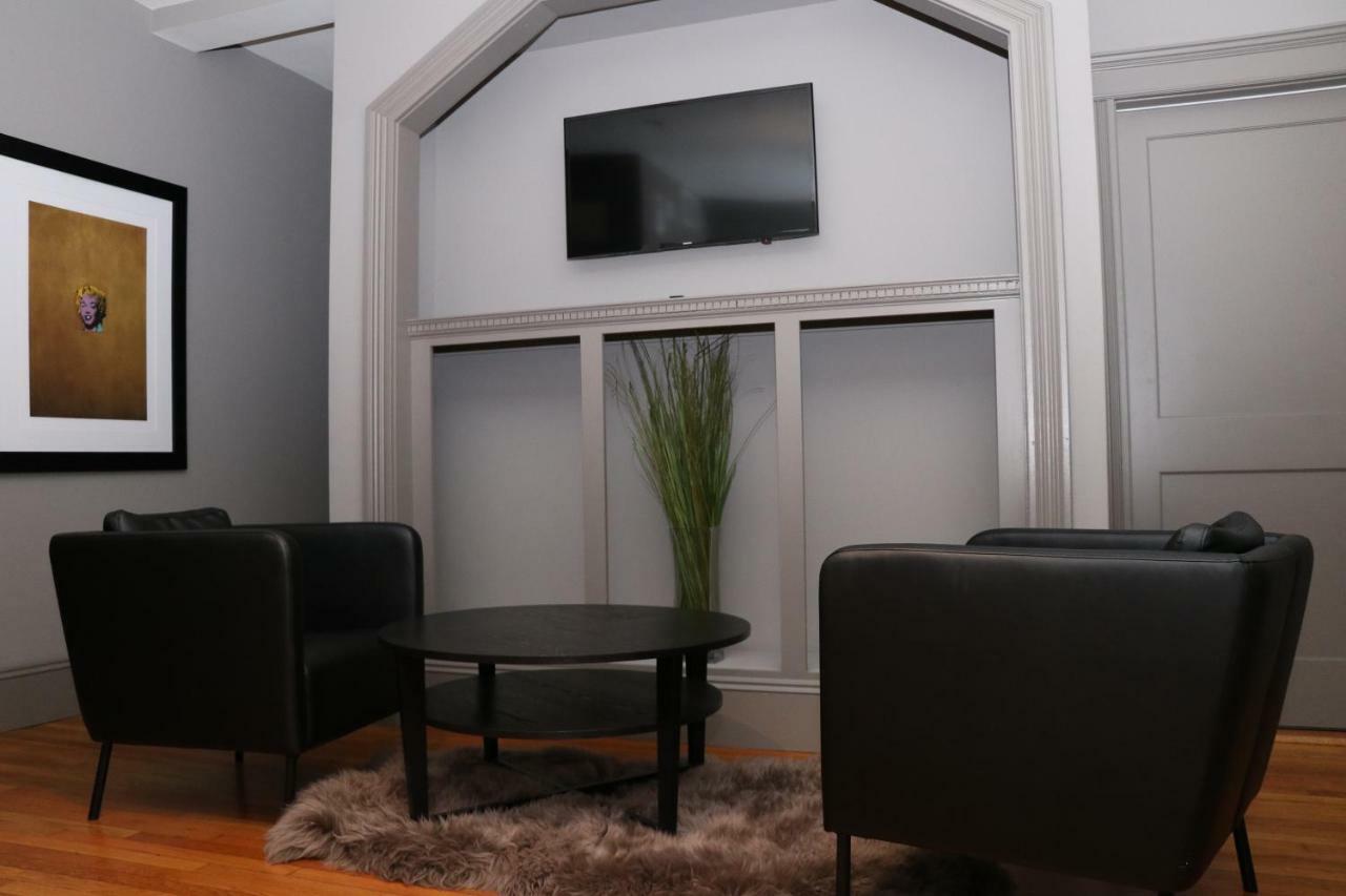 Stylish Studio In Brookline-5Min Train To Boston.. #2 Exterior foto